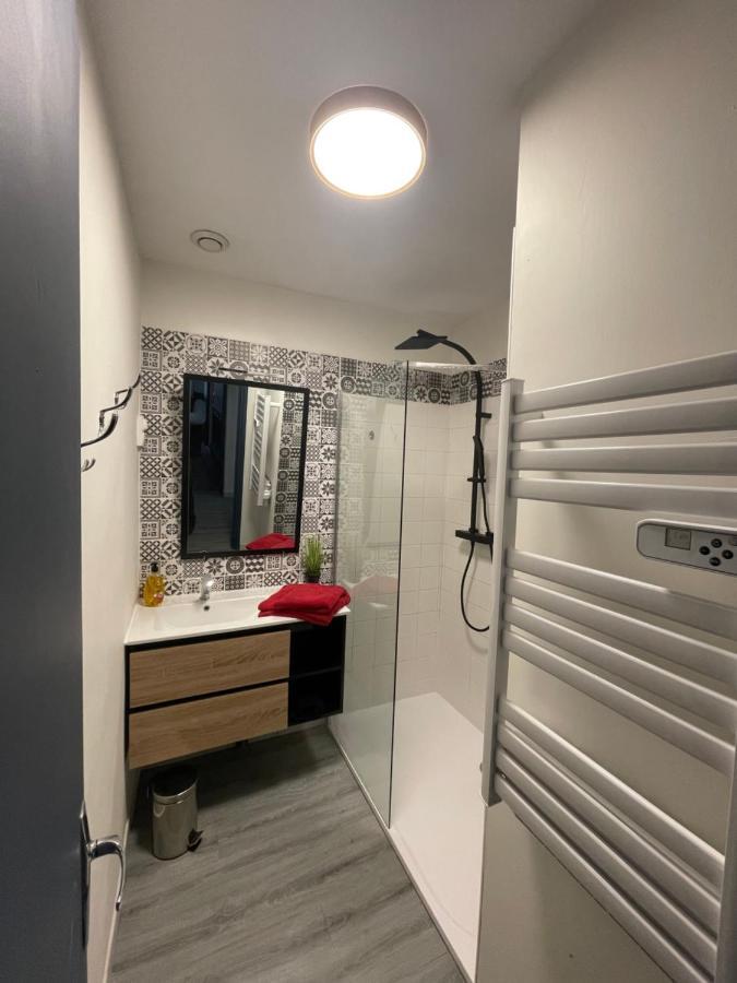 Apartamento Gite Les Domaines Avallon Exterior foto